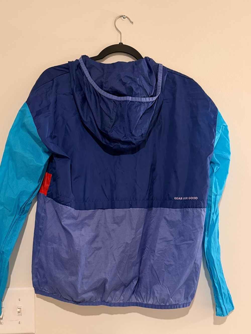 Cotopaxi Teca Half- Zip Windbreaker - Picture 3 of 5